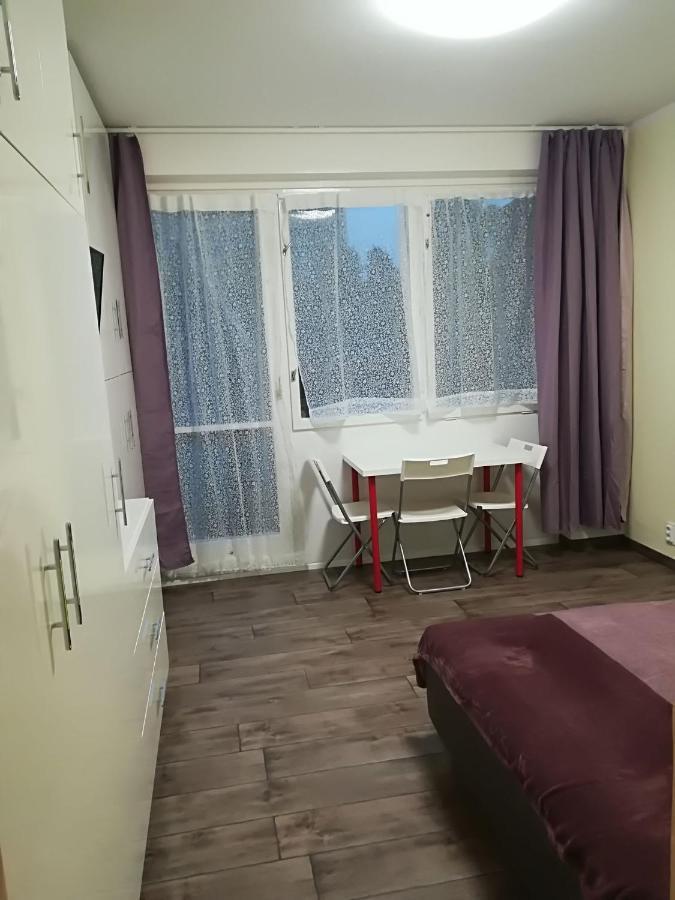 Kr Apartman Сиофок Екстериор снимка